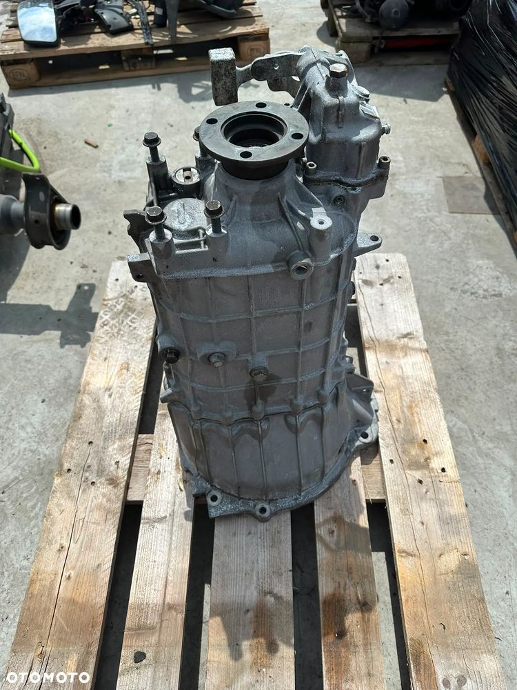 SKRZYNIA BIEGÓW IVECO DAILY 2.3 HPI 6 BIEGÓW 2835.6 8874159 / 93021157 - 7
