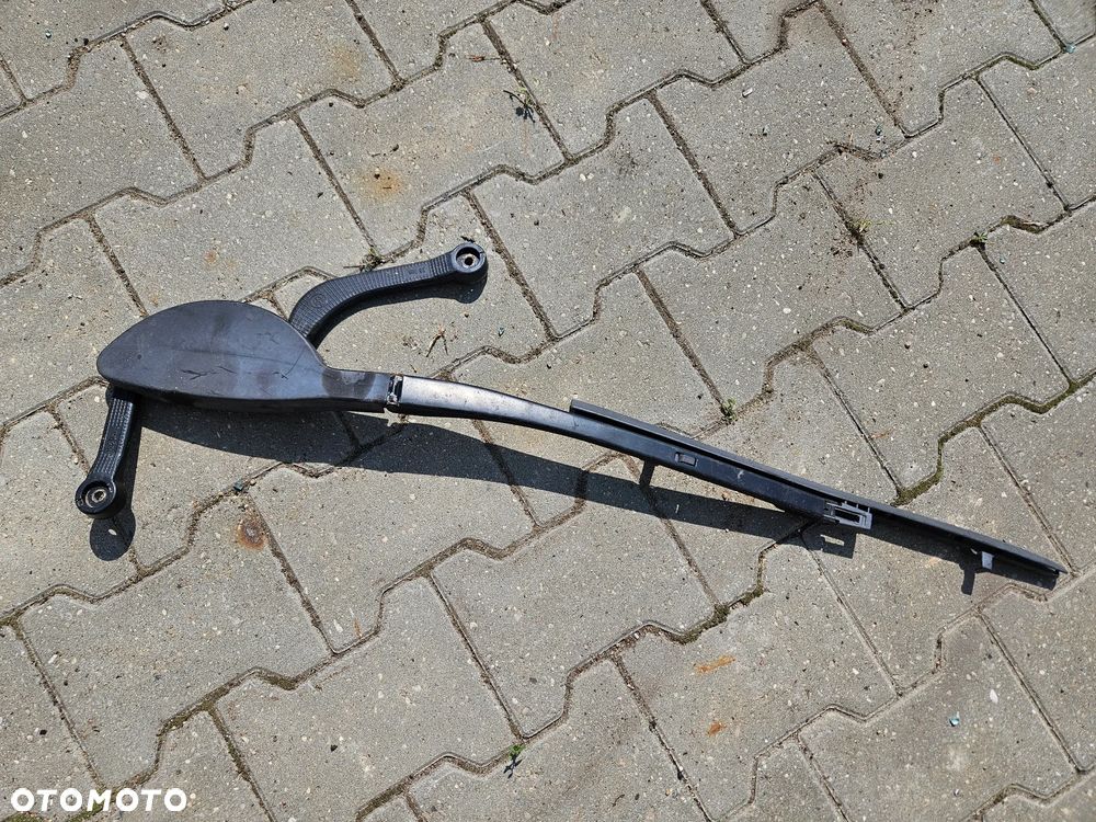 Ramię wycieraczek prawe BMW E39 Lift 2003r Europa 8361744 - 1