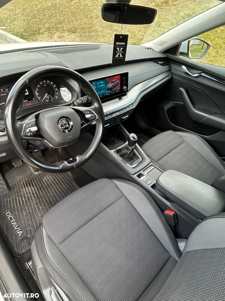 Skoda Octavia 2.0 TDI Ambition - 25