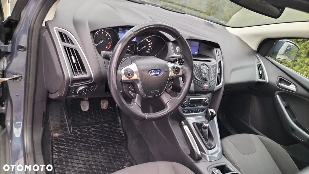 Ford Focus 1.6 EcoBoost Trend - 8