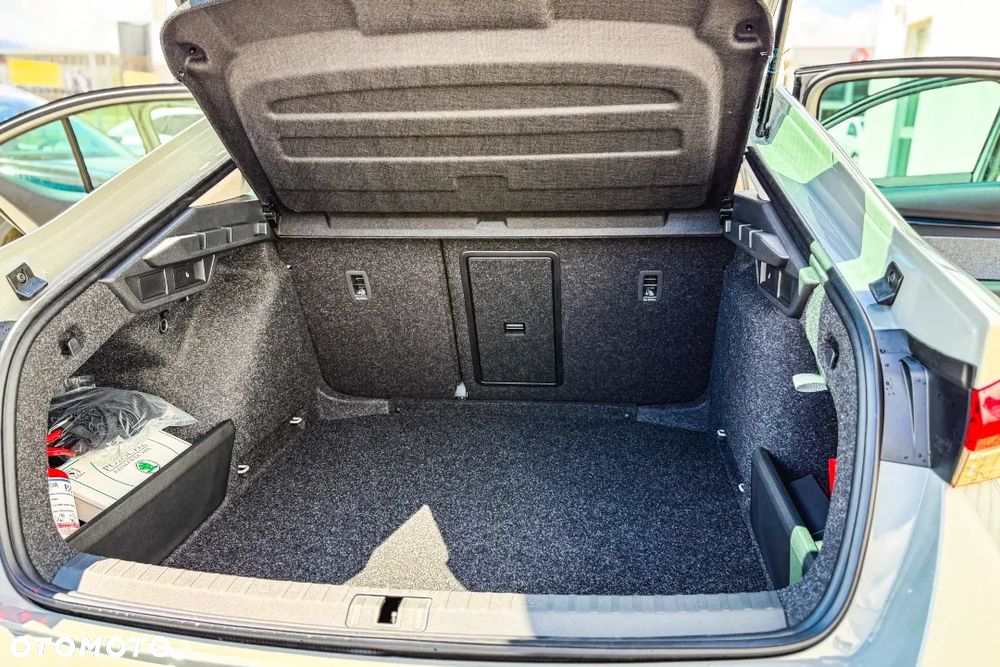 Skoda Octavia 1.5 TSI mHEV Drive Selection DSG - 24