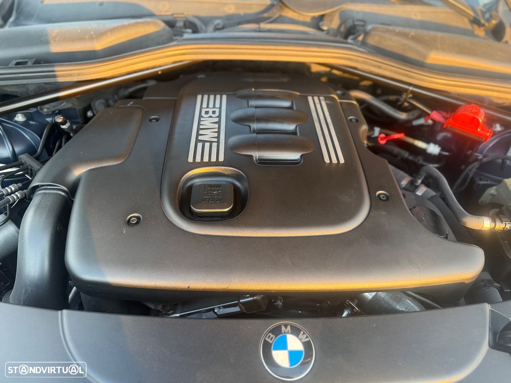 BMW 520 dA Touring - 31