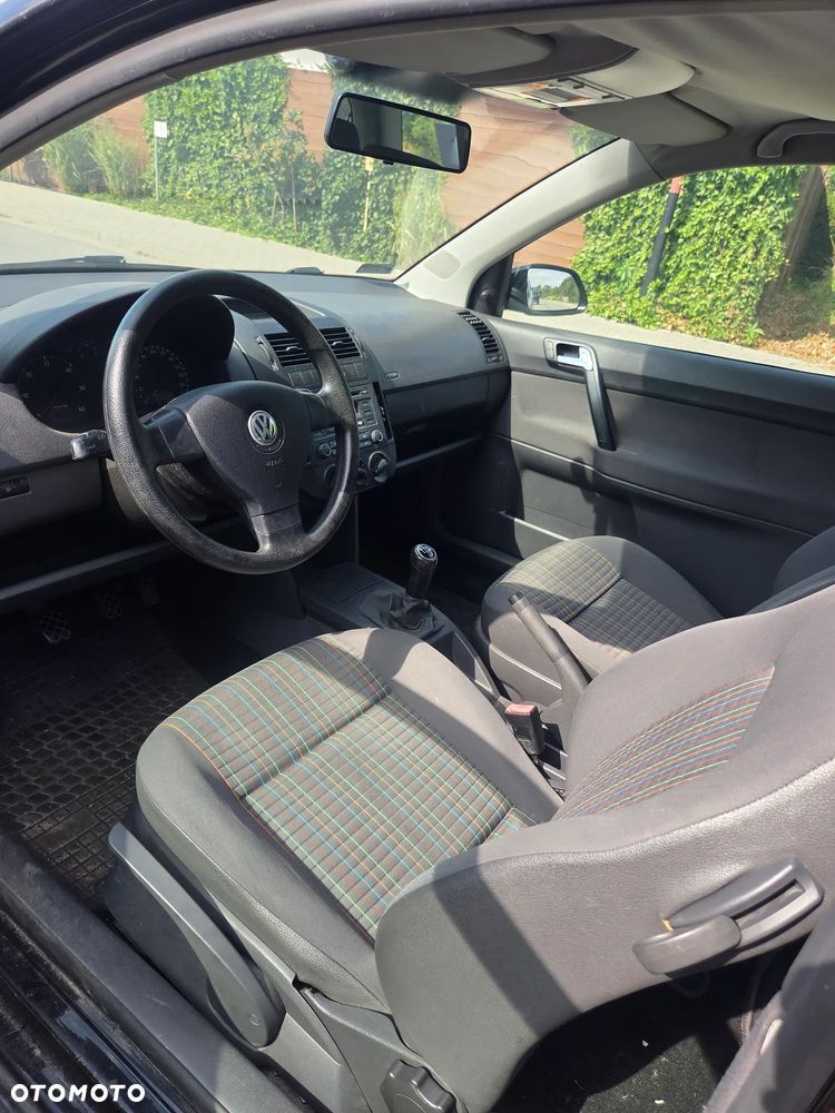 Volkswagen Polo - 17