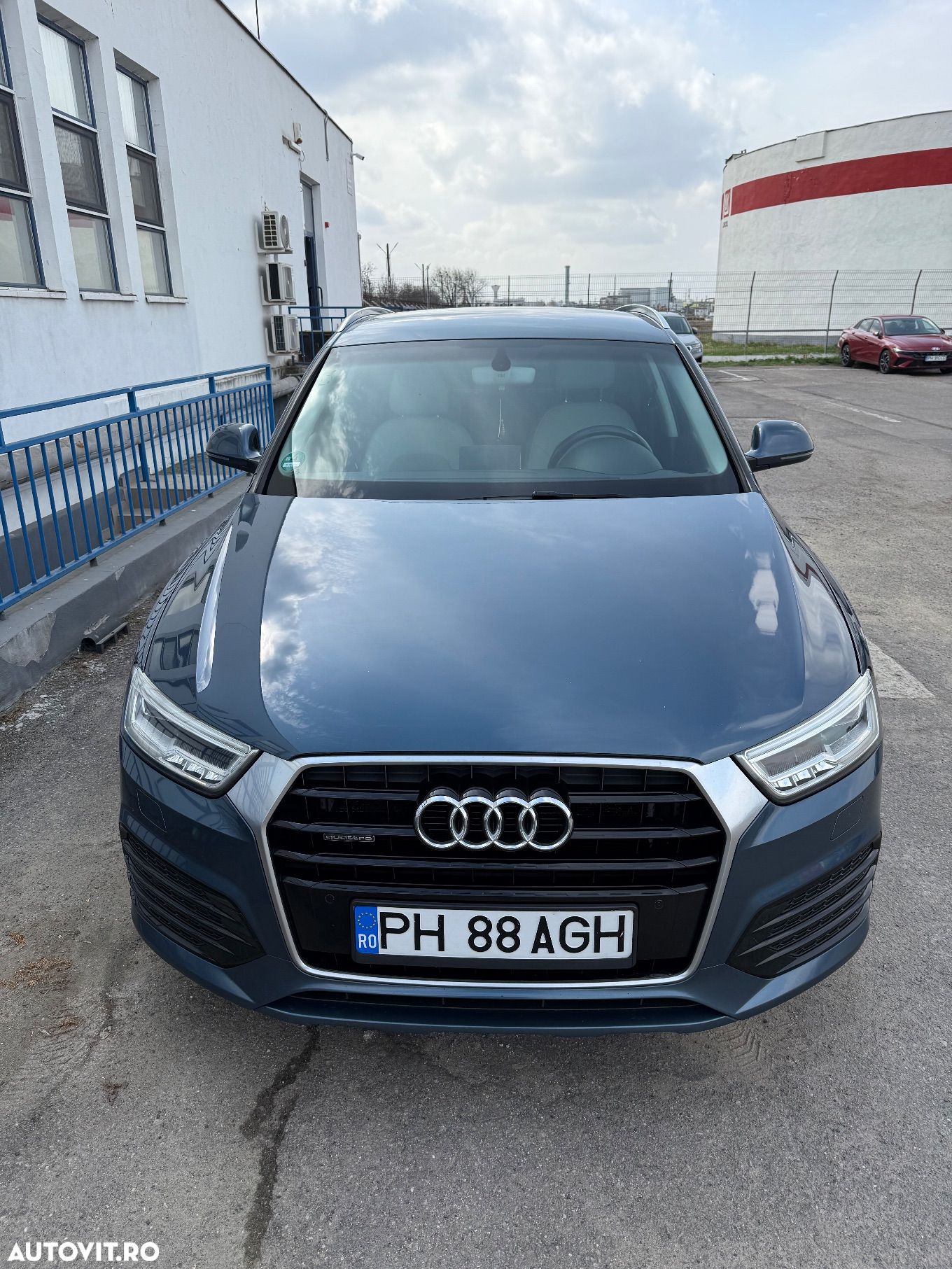 Audi Q3 2.0 TDI Quattro Stronic Design - 1