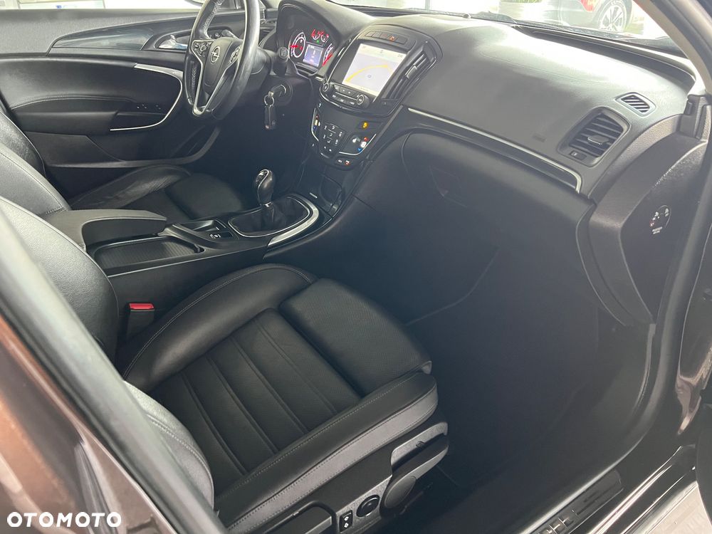 Opel Insignia - 33