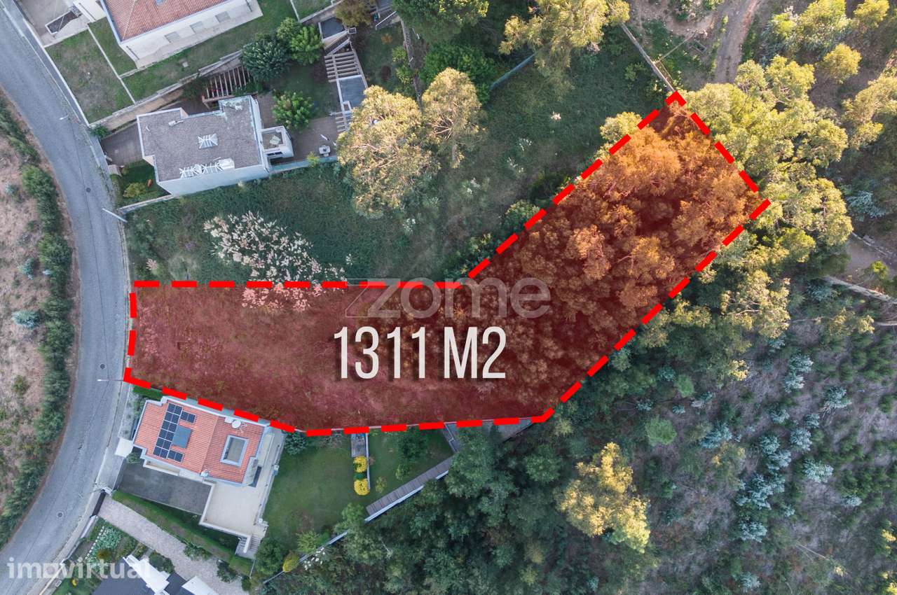 Lote de terreno para construção de moradia em Pedroso, V.N. Gaia