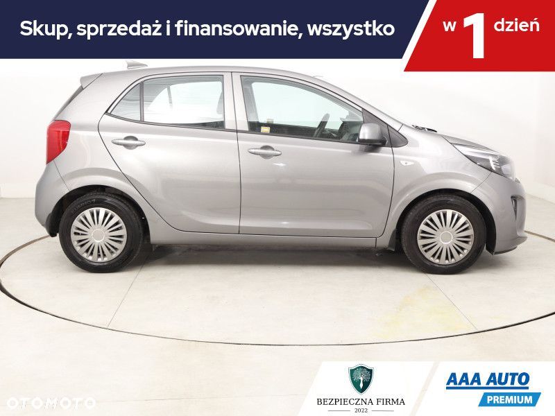 Kia Picanto - 8