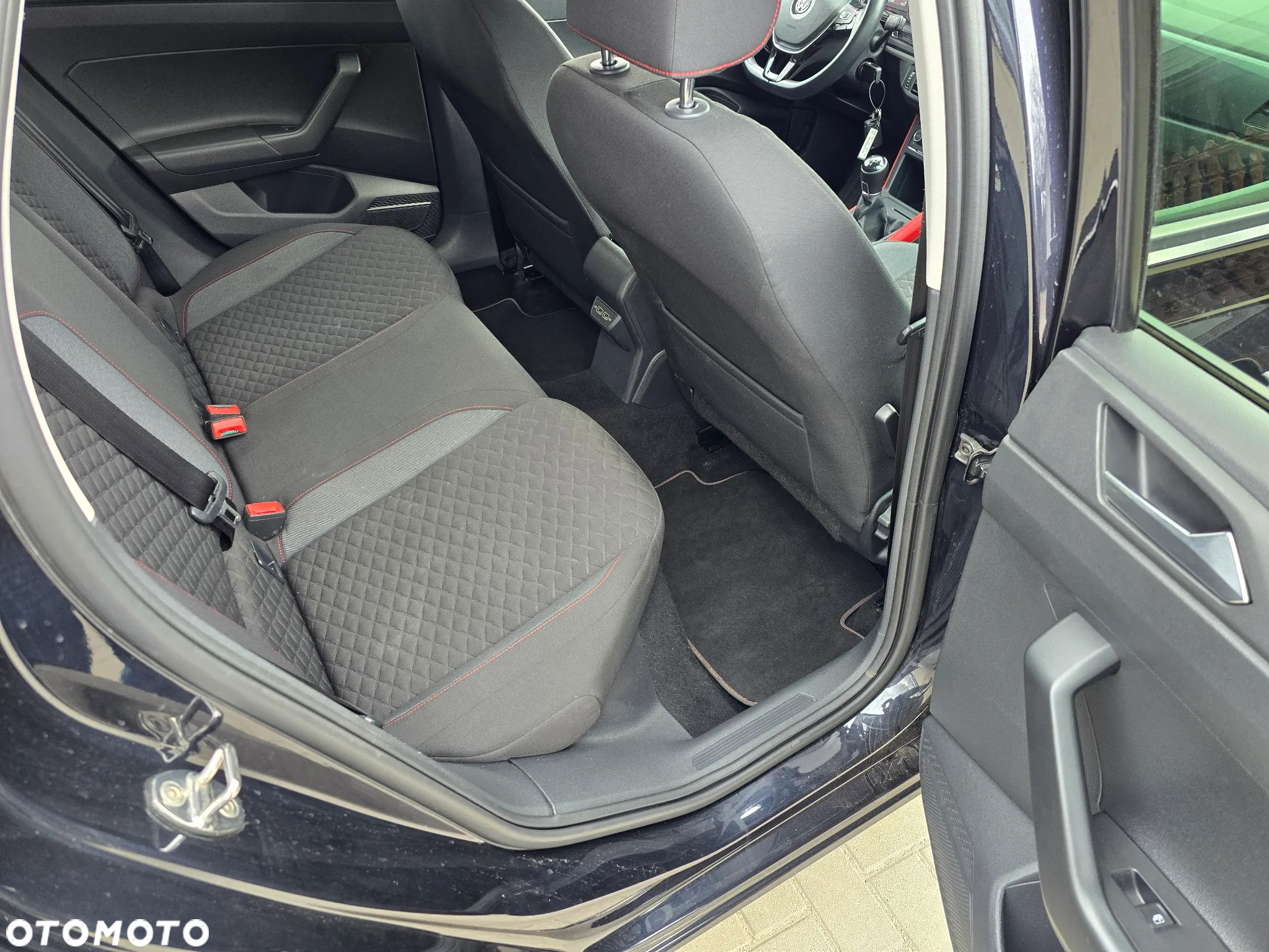 Volkswagen Polo - 10