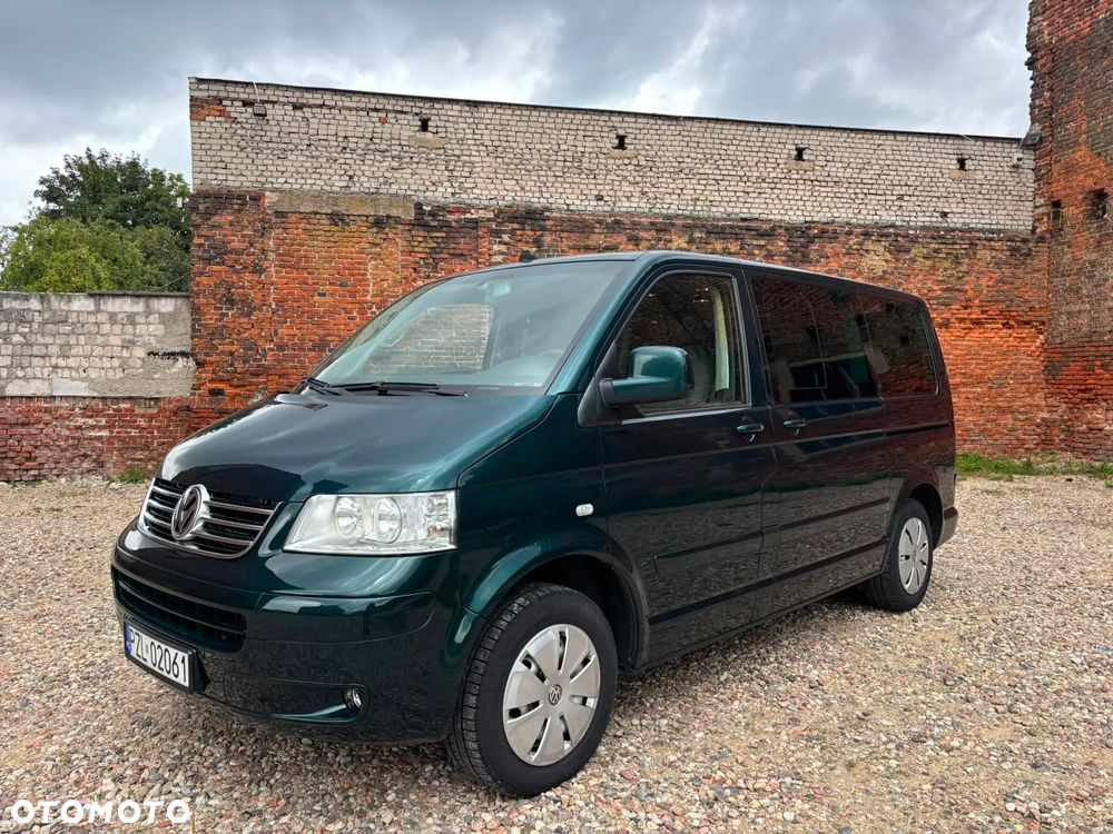 Volkswagen Multivan - 1