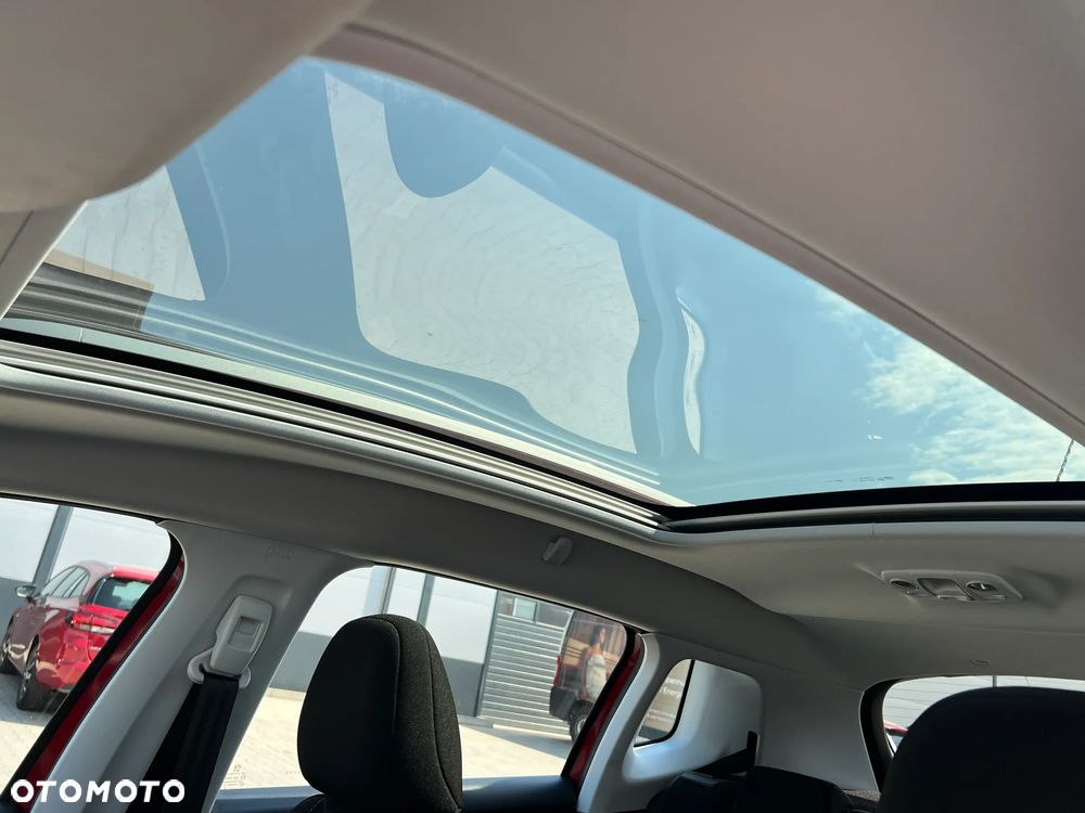 Peugeot 2008 - 12