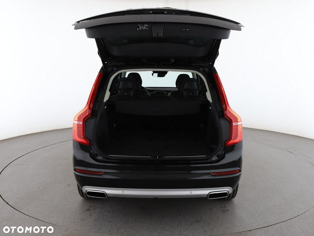 Volvo XC 90 B5 D AWD Momentum Pro - 20