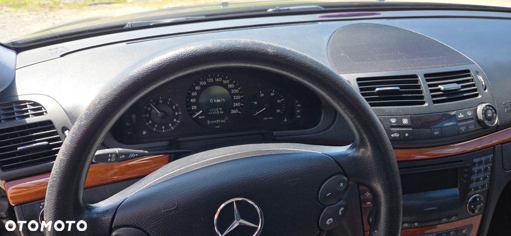 Mercedes-Benz Klasa E 220 CDI Automatik Avantgarde BusinessEDITION - 17