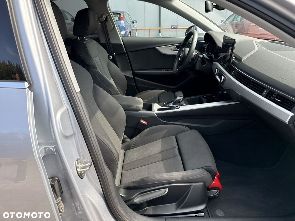 Audi A4 Limousine 35 TFSI mHEV S tronic - 20