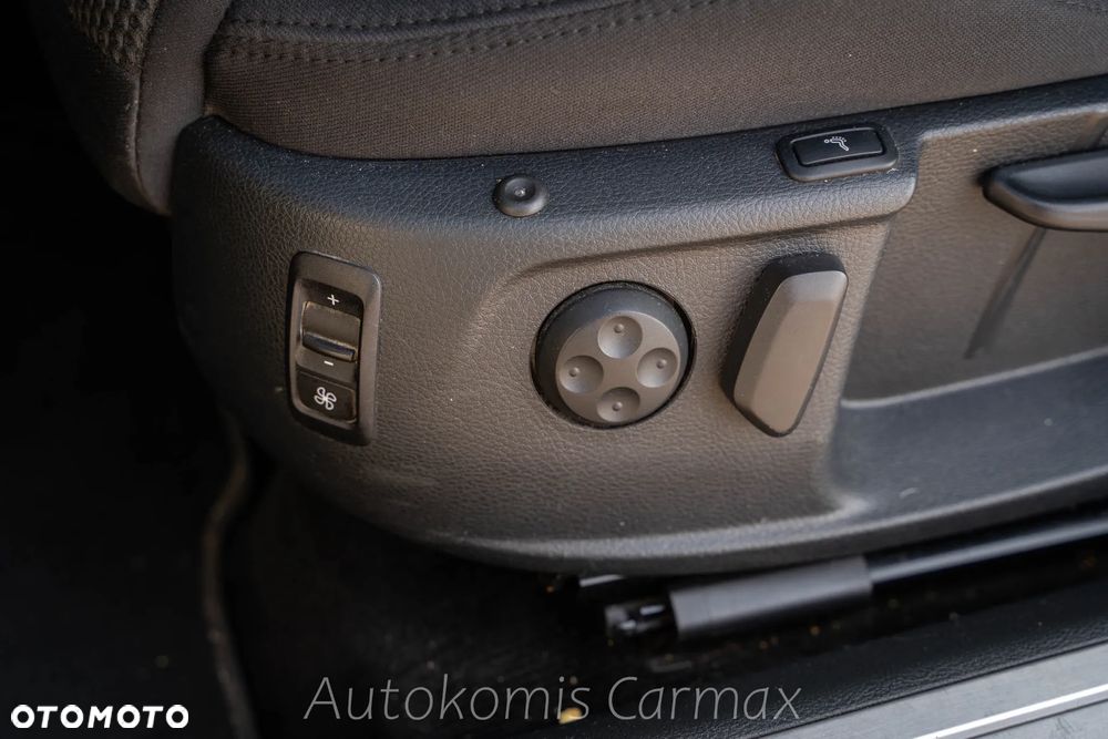 Volkswagen CC 2.0 TDI BlueMotion Technology - 16