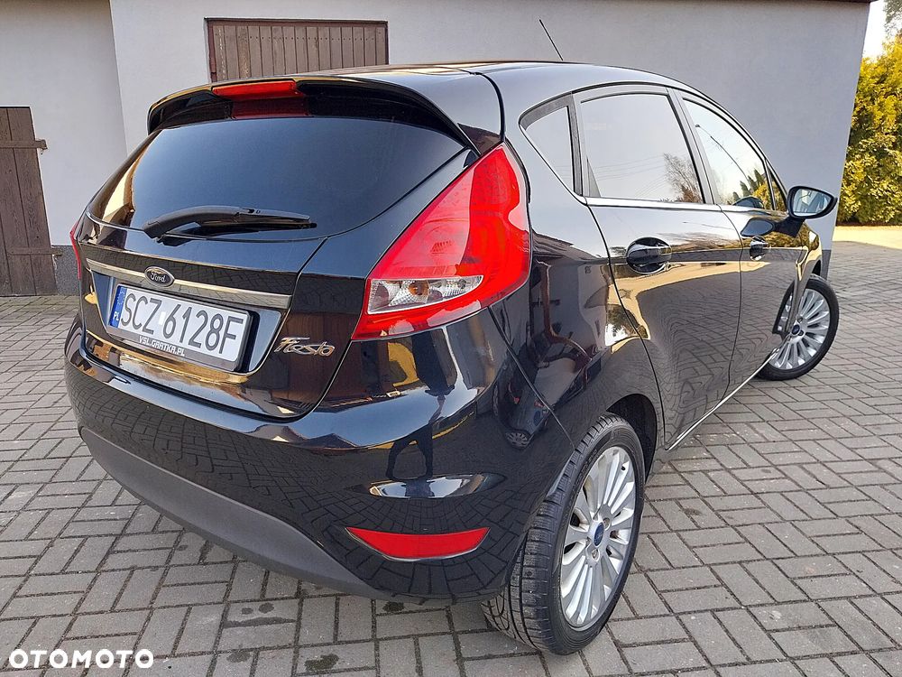 Ford Fiesta 1.25 Platinium X - 23