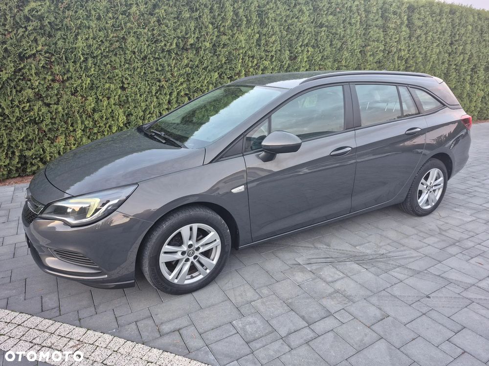 Opel Astra - 4