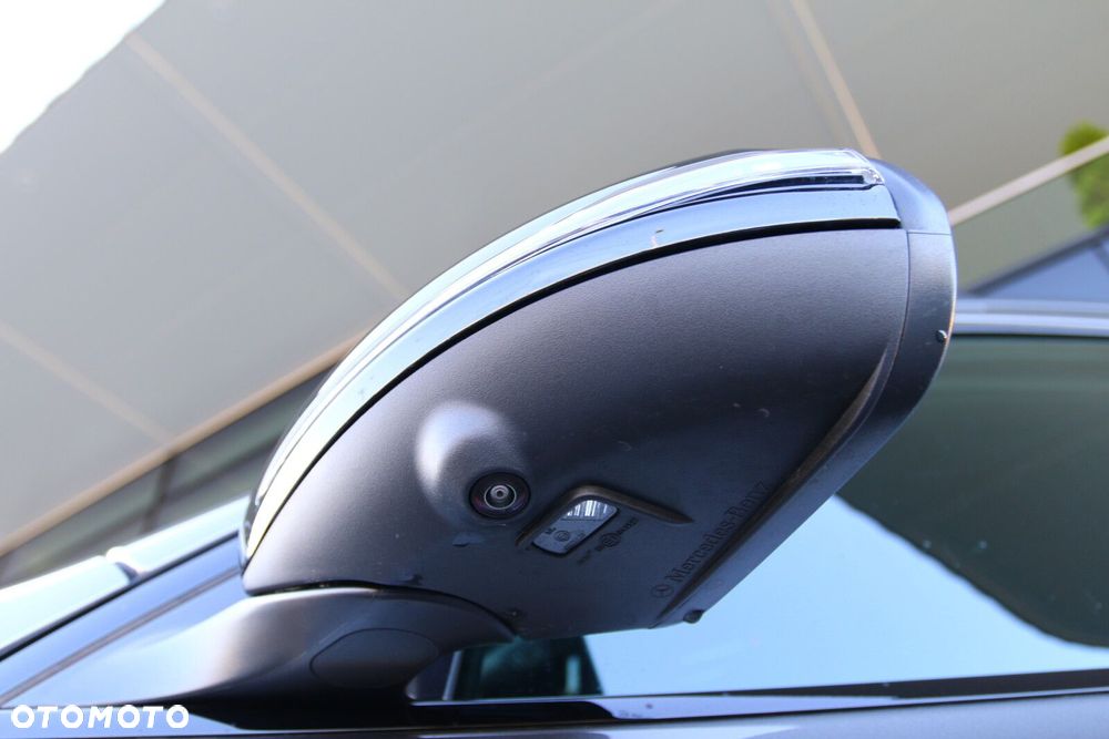 Mercedes-Benz GLB 200 AMG Line 7G-DCT - 13