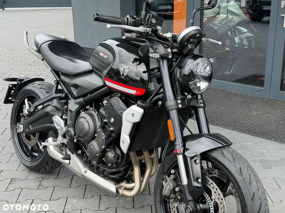 Triumph Trident - 23