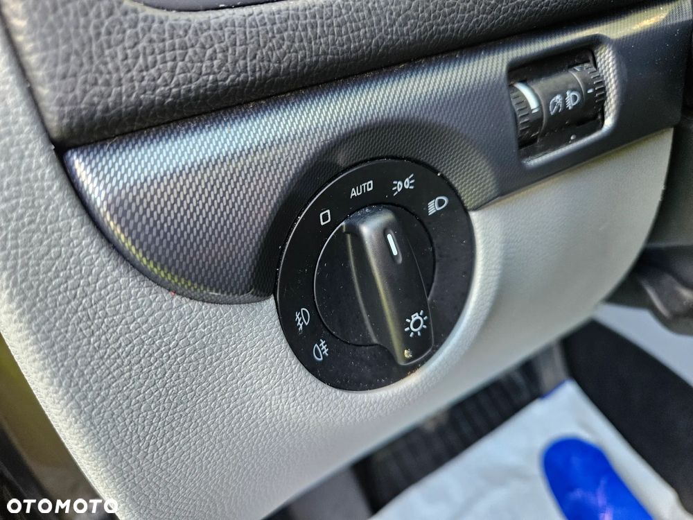 Skoda Yeti 1.2 TSI Elegance PLUS EDITION - 11