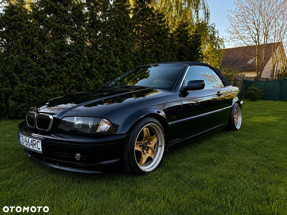 BMW Seria 3 325i - 2
