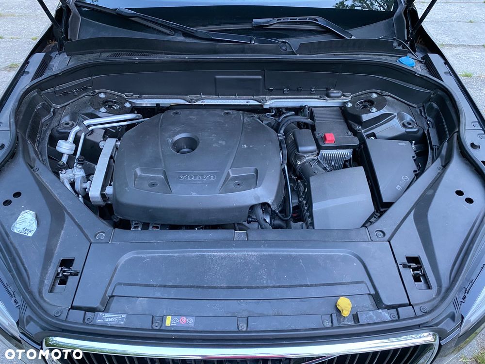 Volvo XC 90 T6 AWD Momentum 7os - 31