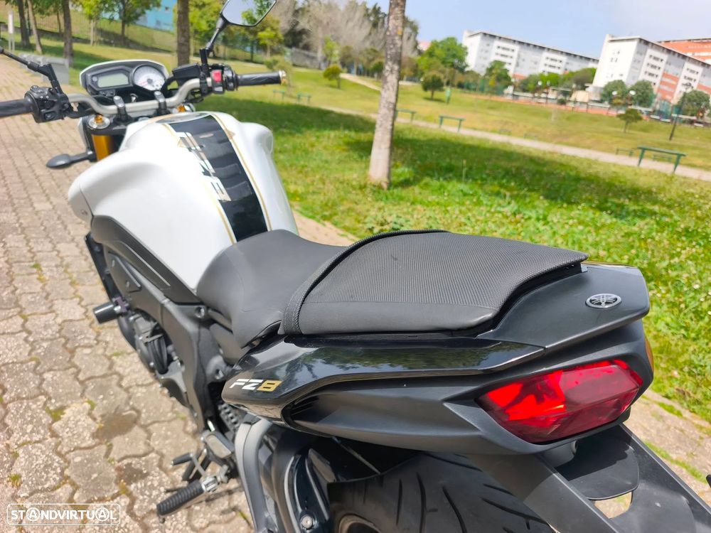 Yamaha FZ 8 - 8