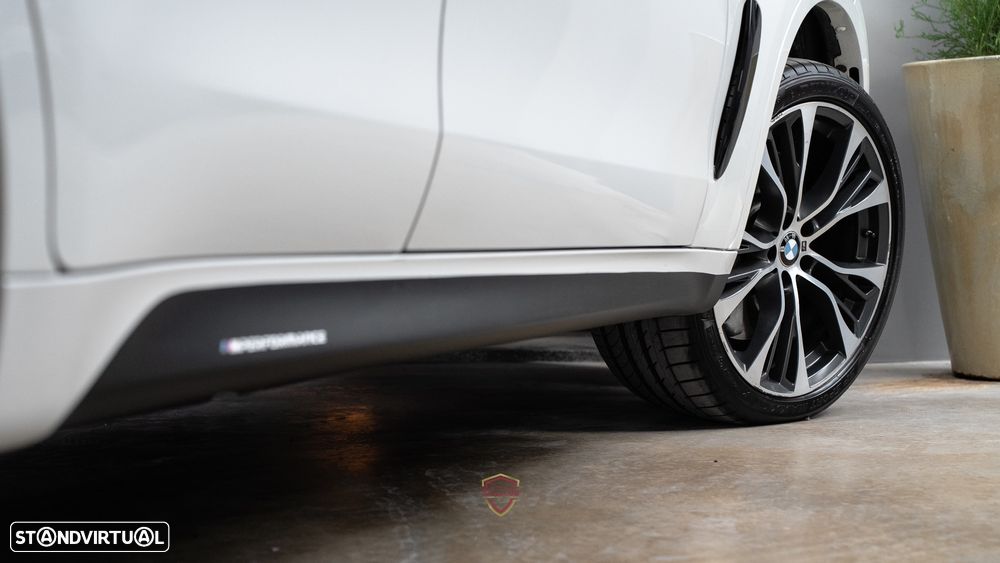 BMW X6 M50 d xDrive - 18