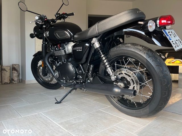 Triumph Bonneville - 7