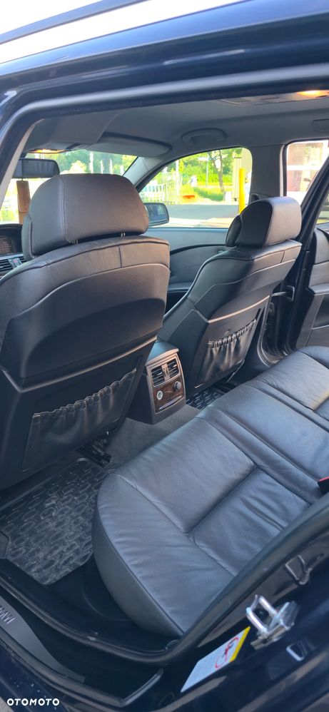 BMW Seria 5 525d - 7