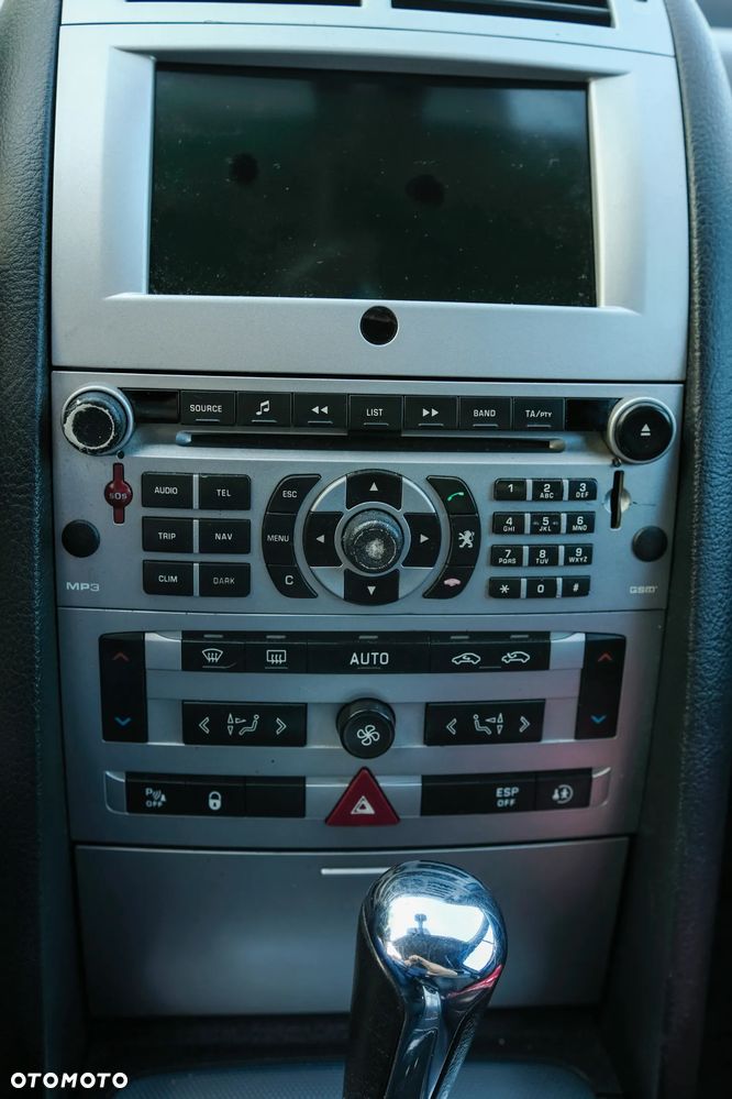 Peugeot 407 - 14