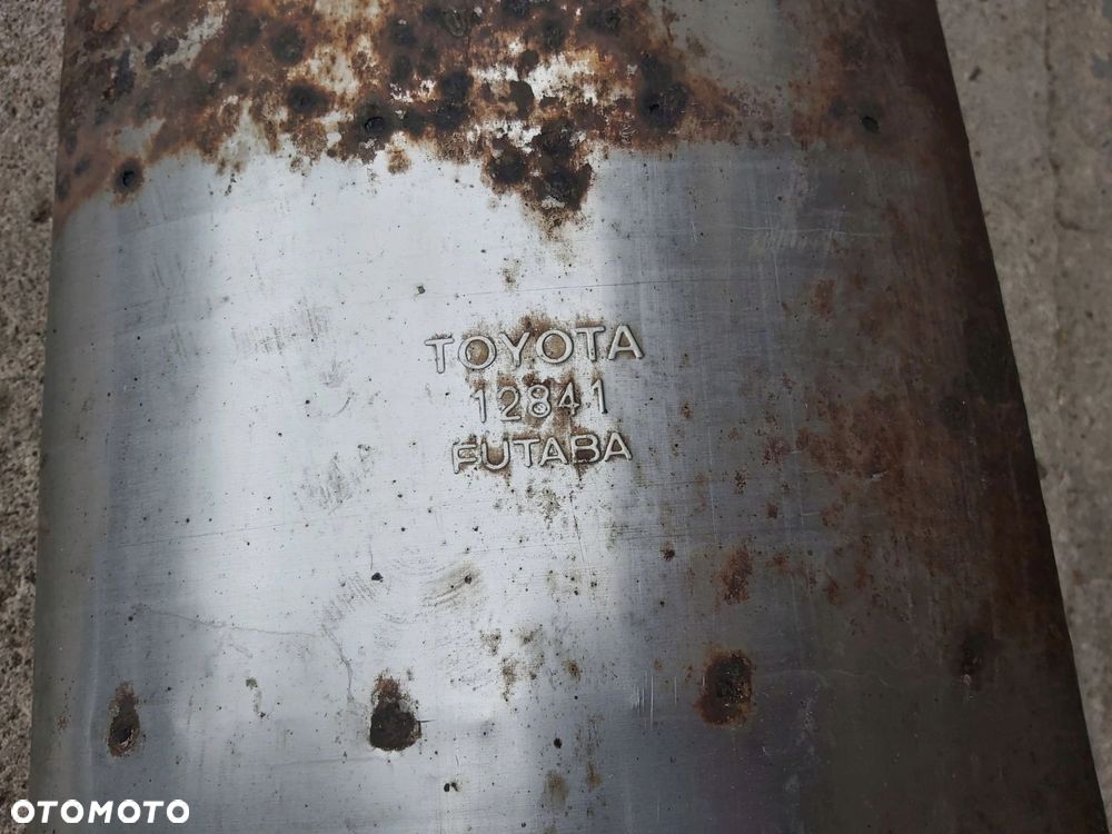 Toyota Rav4 III LIFT 2,2 d4d katalizator tłumik środkowy - 16