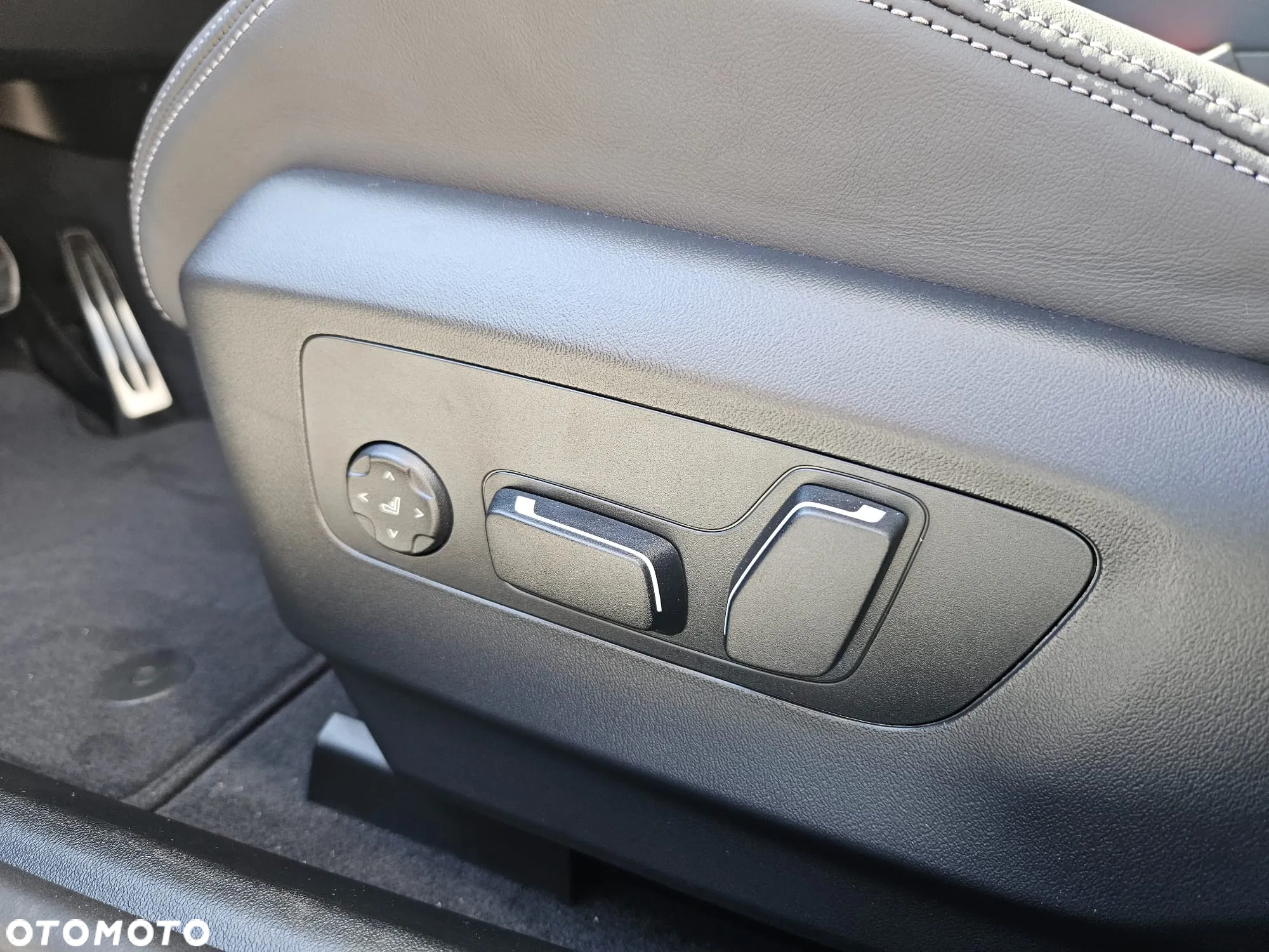 BMW M5 xDrive Touring - 14