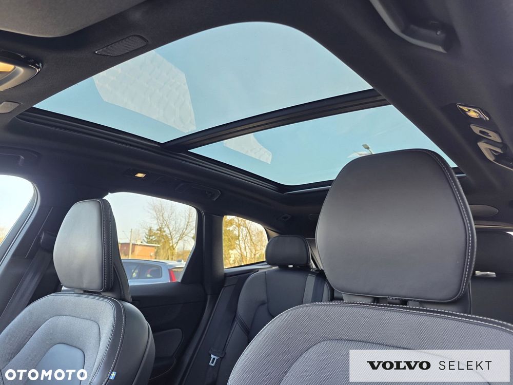 Volvo XC 60 - 35