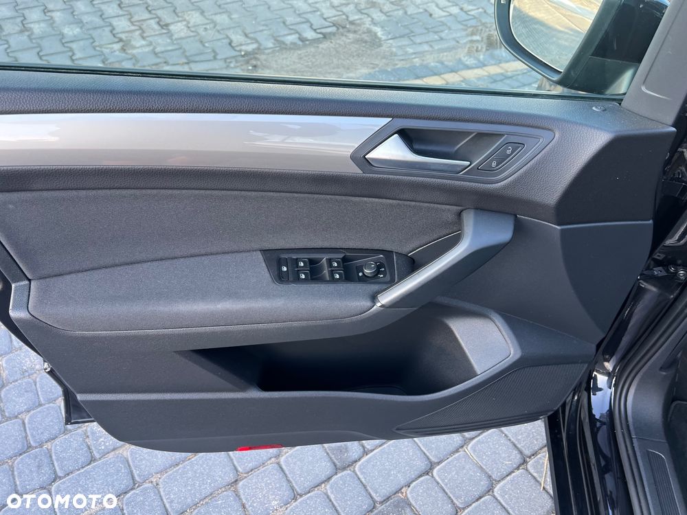 Volkswagen Touran 1.6 TDI BMT Comfortline - 15