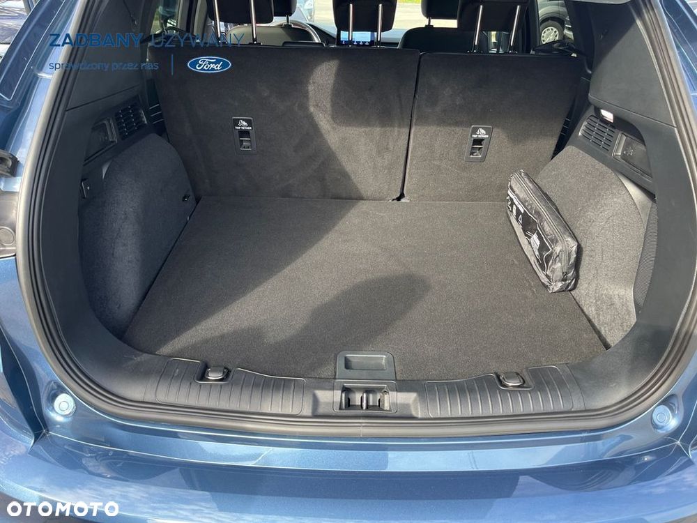 Ford Kuga - 19