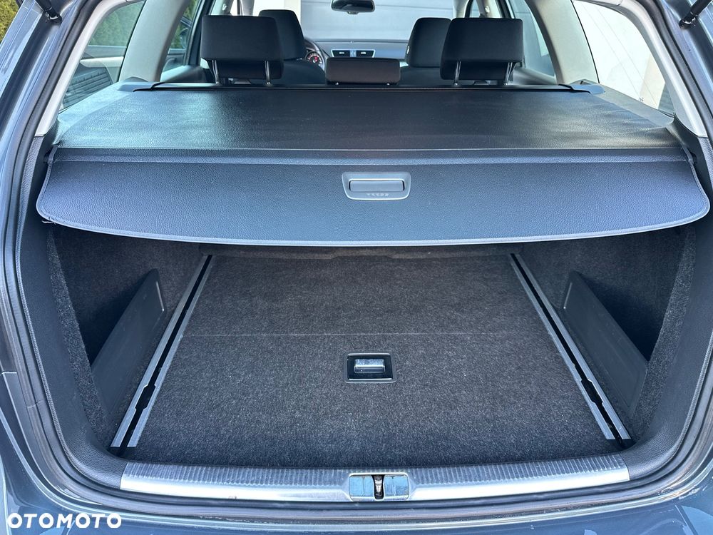 Volkswagen Passat - 39