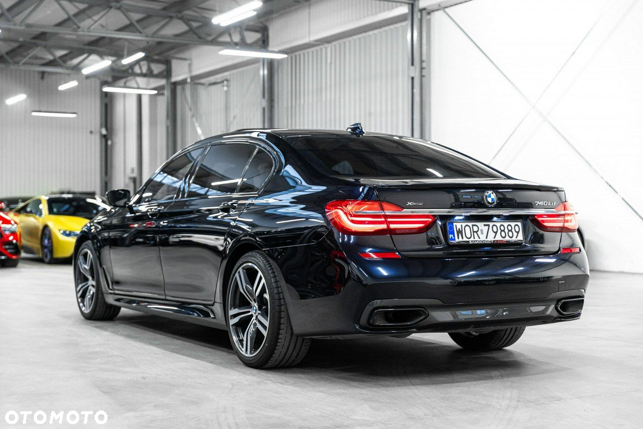 BMW Seria 7 - 8