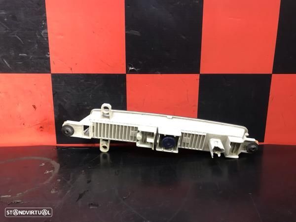 Farolim Mínimo Esq. Peugeot Partner Tepee - 2