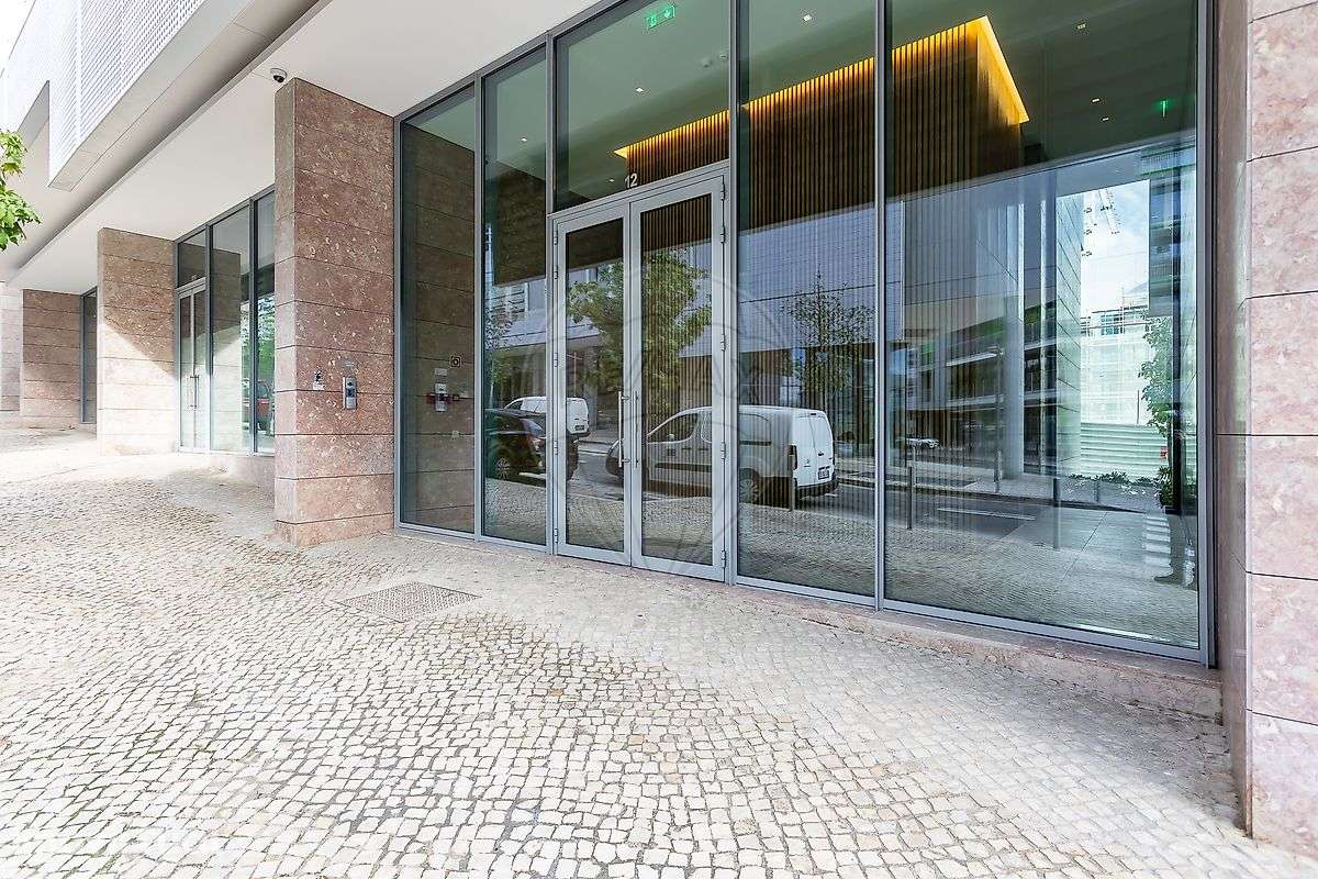 Apartamento T1 para venda - Grande imagem: 2/18