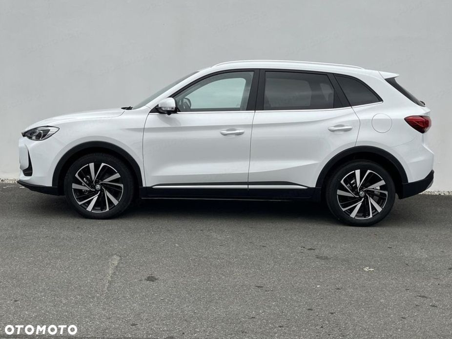 MG ZS Hybrid+ - 5