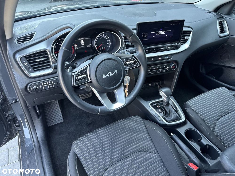 Kia Ceed 1.5 T-GDI M DCT - 14