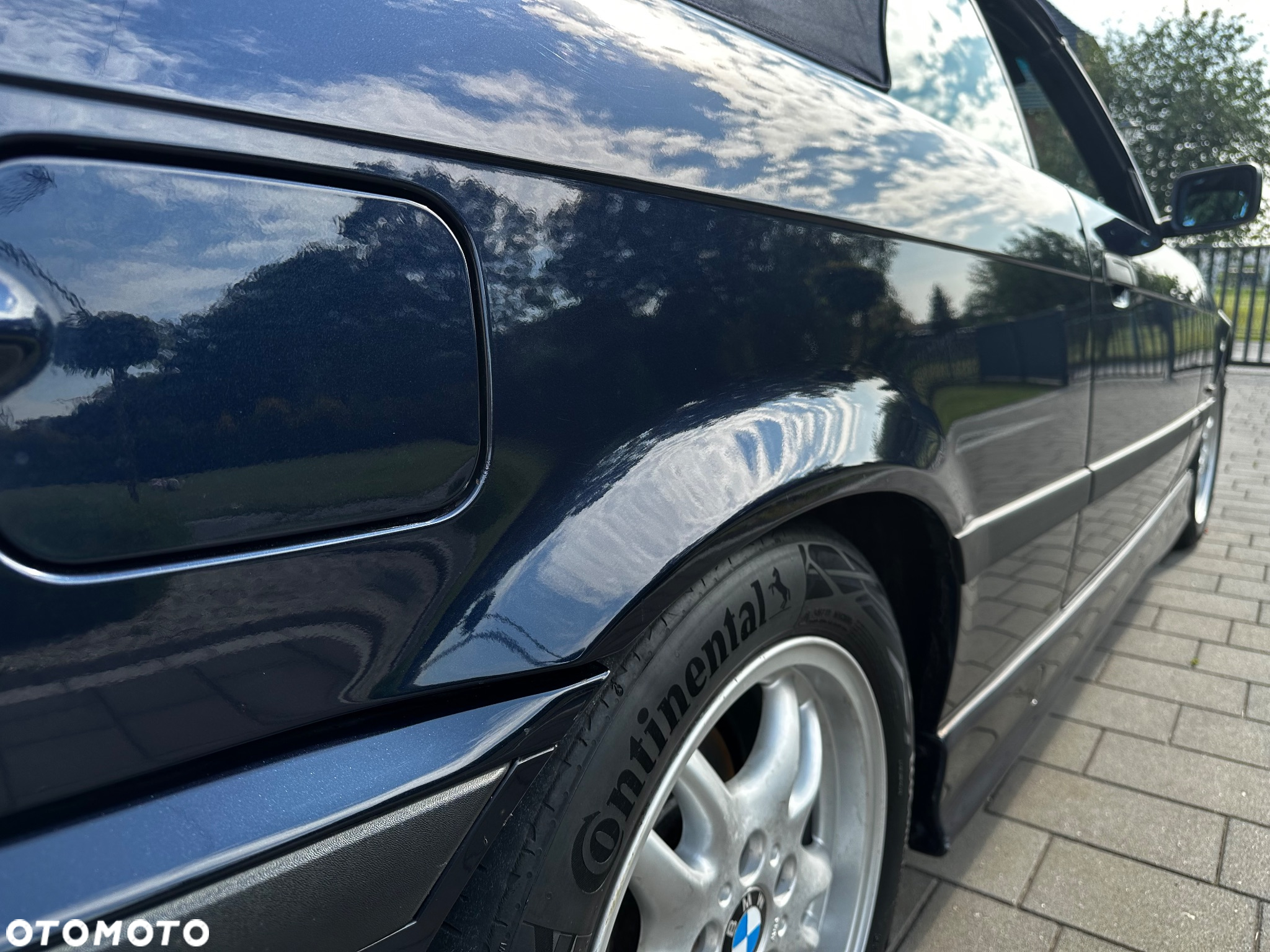 BMW Seria 3 318i Cabriolet - 39