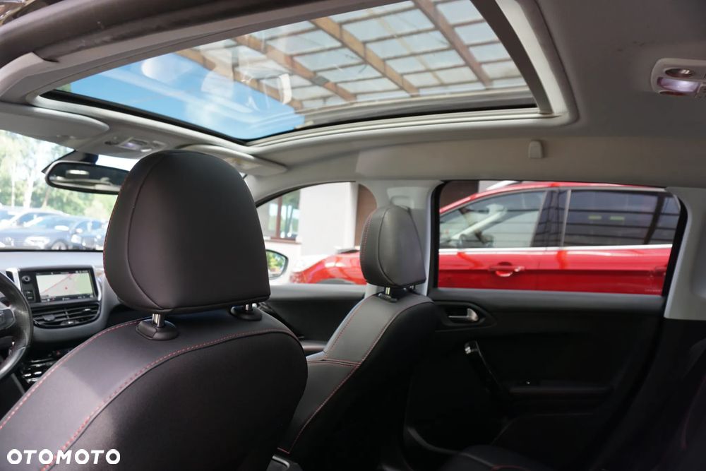 Peugeot 2008 PureTech 130 Stop&Start GT-Line Edition - 13