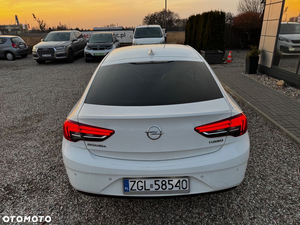 Opel Insignia 1.5 T Innovation S&S Eco - 16
