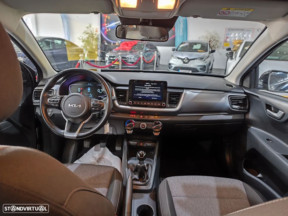 Kia Stonic 1.2 MPi Dynamic - 9