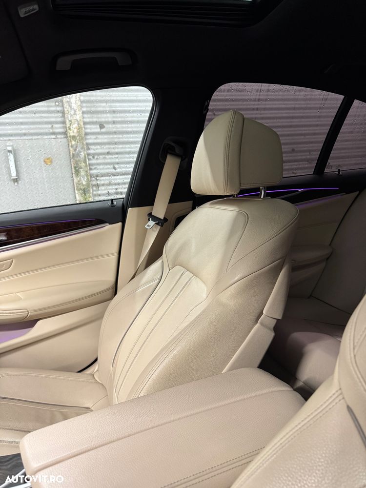 BMW Seria 5 520i Aut. M Sport Edition - 6