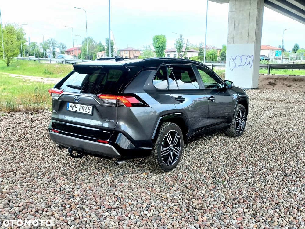 Toyota RAV4 - 5