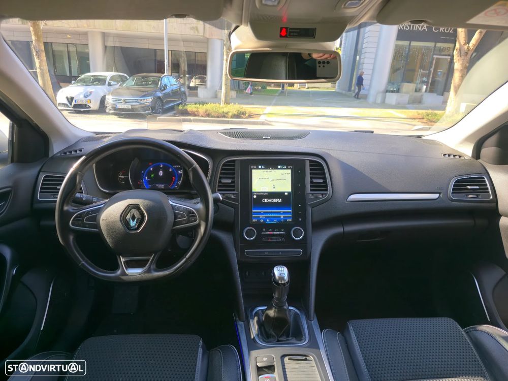 Renault Mégane Sport Tourer BLUE dCi 115 BOSE EDITION - 25