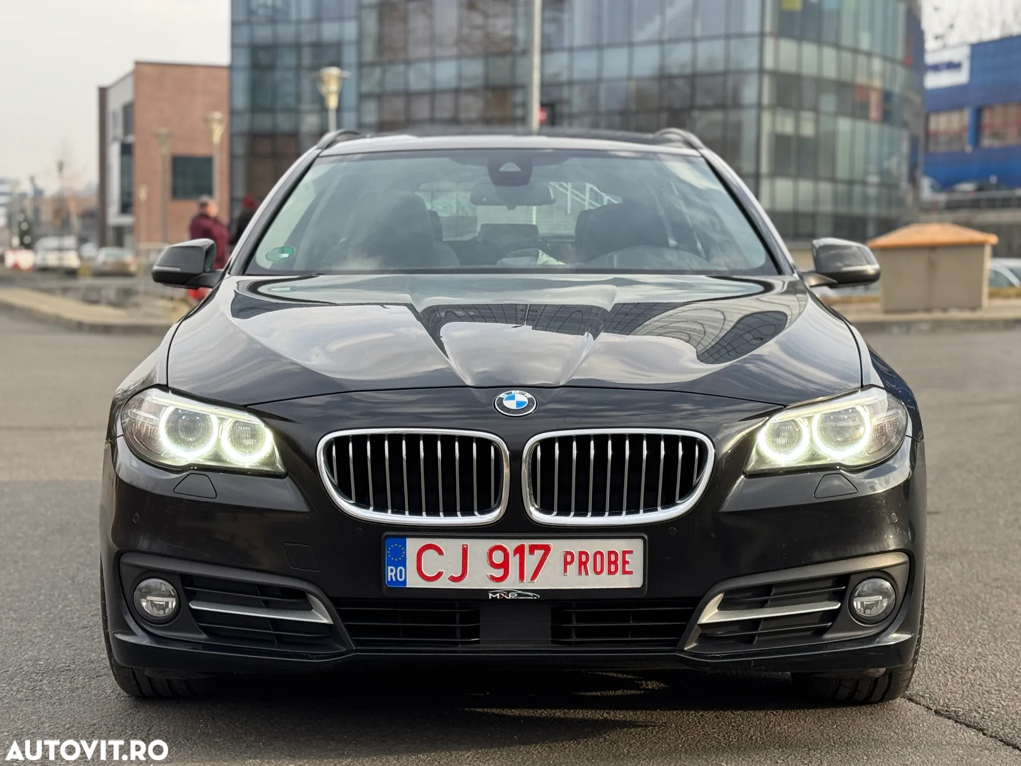 BMW Seria 5 525d Touring Aut. Luxury Line - 3