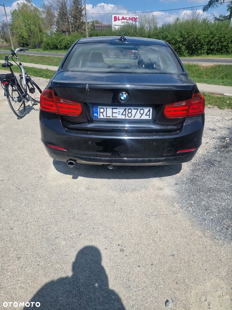 BMW Seria 3 316i - 6